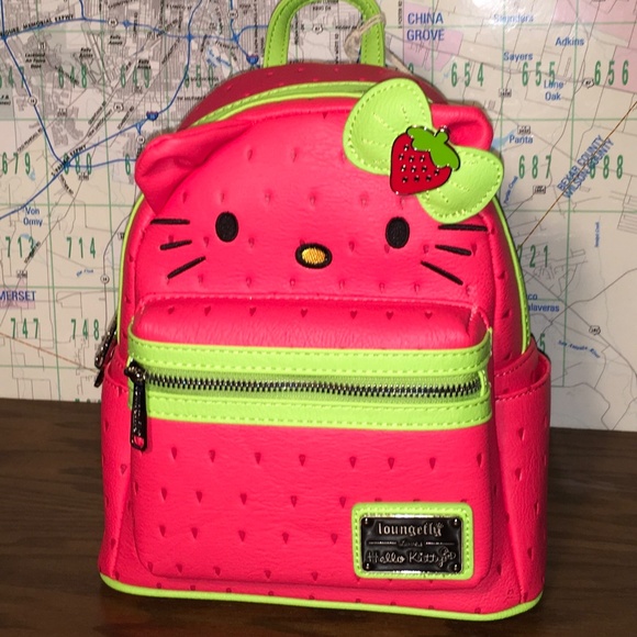 Loungefly strawberry  hello  Kitty mini  backpack